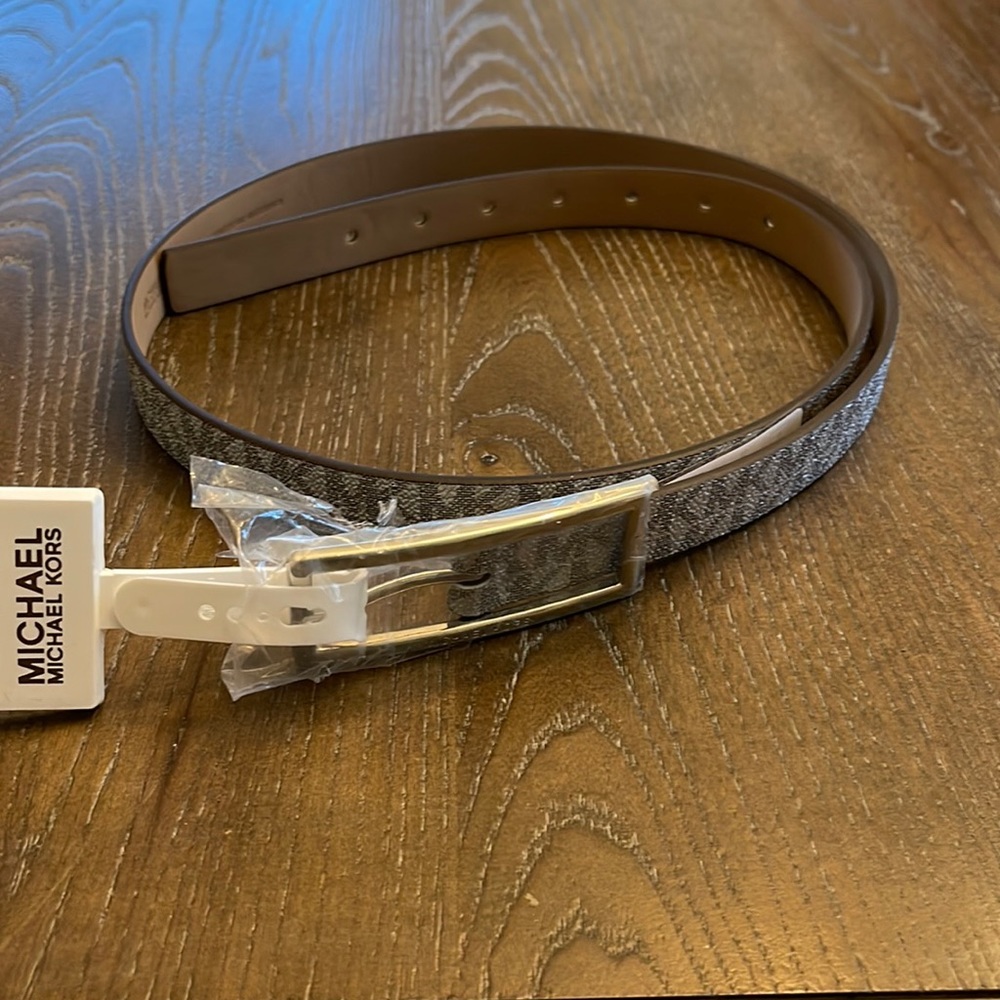 Women’s size XL Michael Kors belt NWT